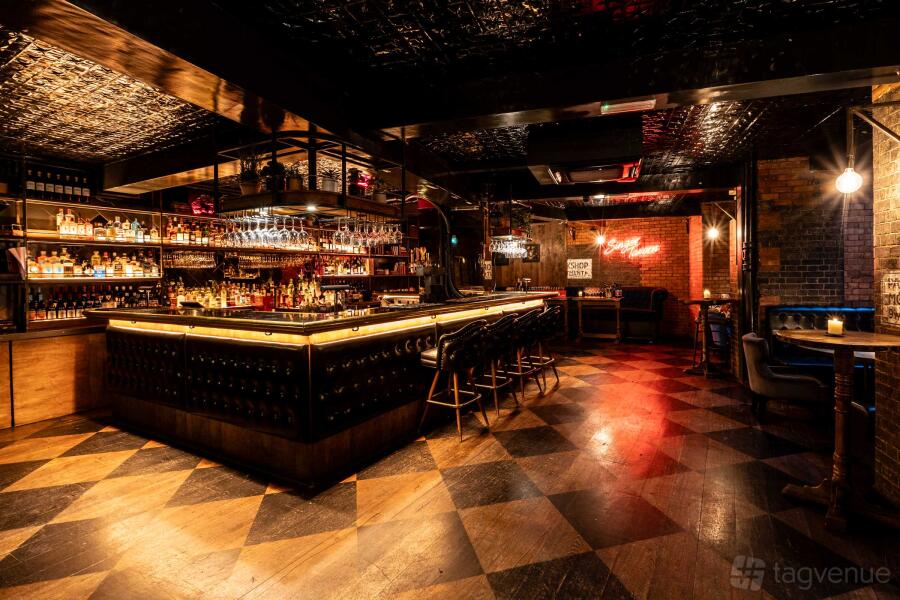5CC Bar at Singer Tavern
