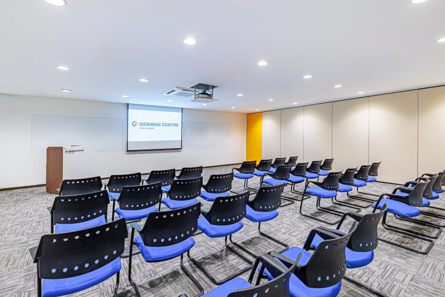 Stuttgart Seminar Room Stuttgart Seminar Room