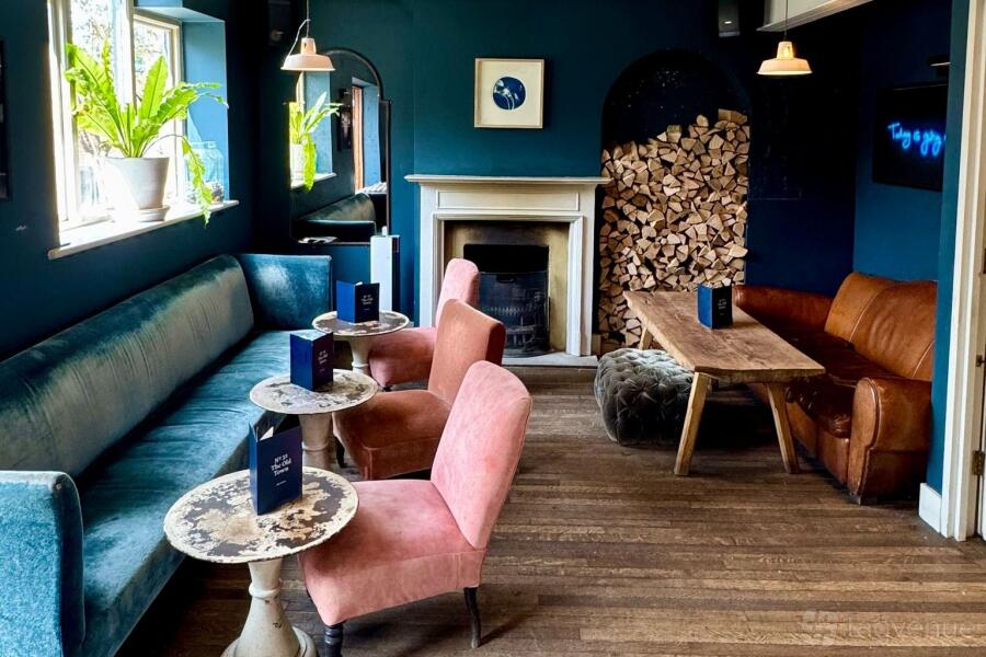 The Lounge The Lounge