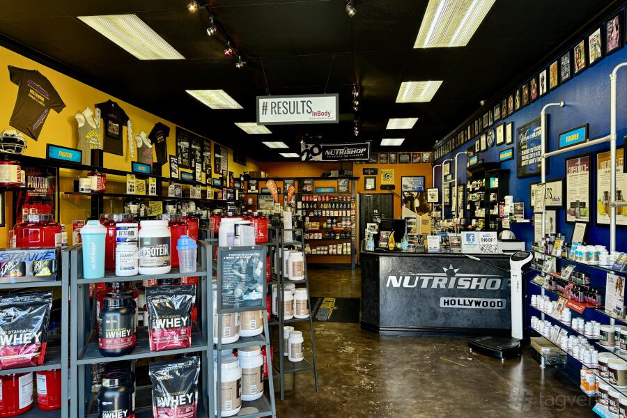 Store Space Customizable Retail Space in Los Angeles, CA | Photos & Prices