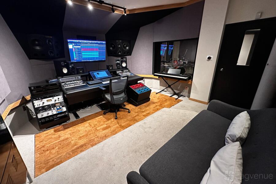 Professional Recording Studio Professional Recording Studio