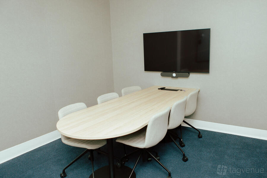 Meeting Room 1.02 Meeting Room 1.02