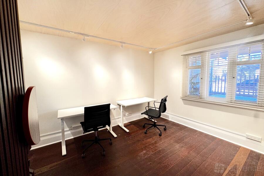 Private Office Private Office