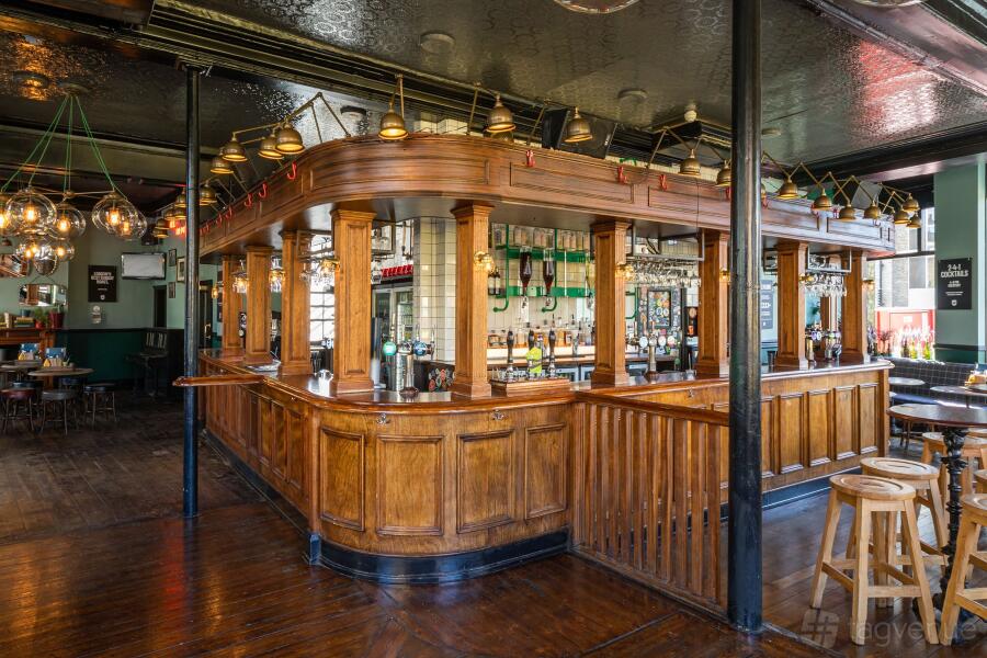 Bar Bar