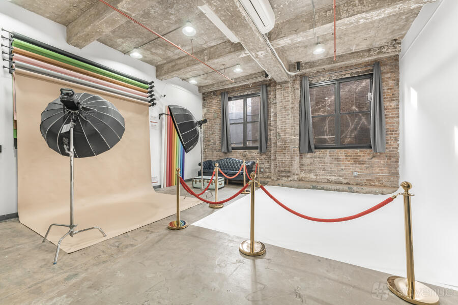 125:Affordable CycWall Studio at