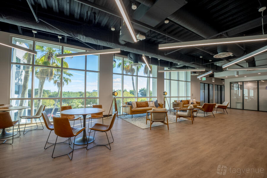 Event Space for 40 People Event Space for 40 People