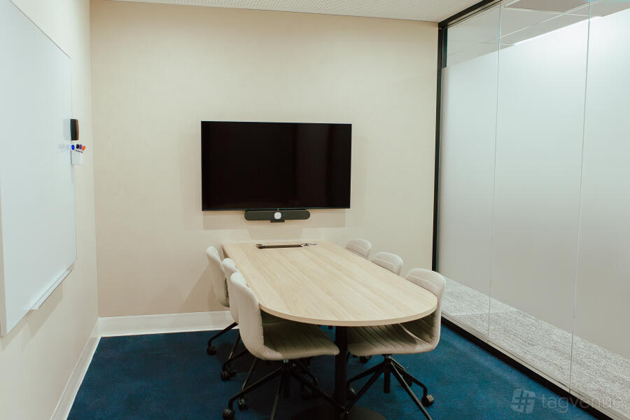 Meeting Room 1.05 at