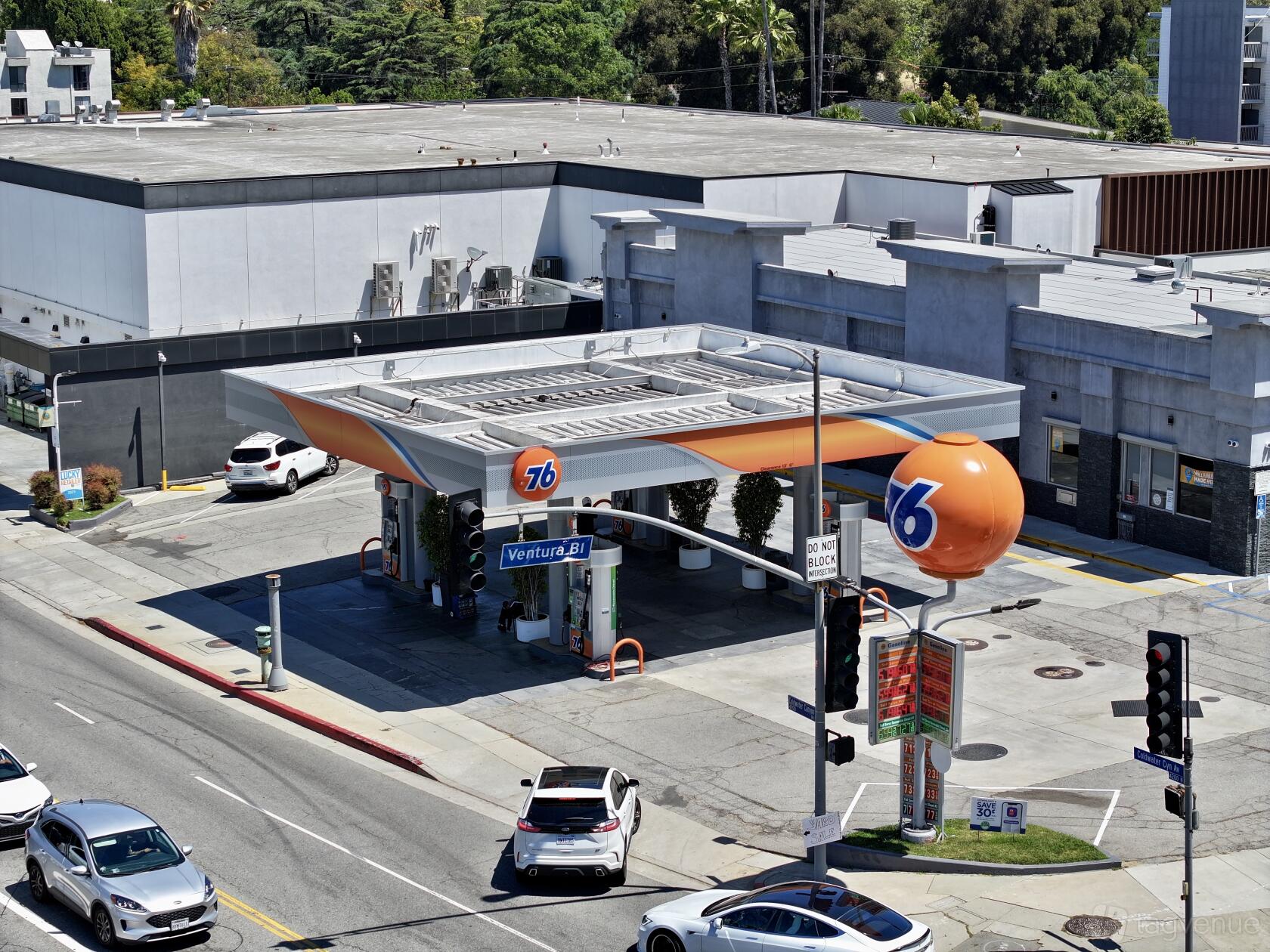 Gas Store Gas Station & Convenience Store Venue Rental in Los Angeles, CA ...