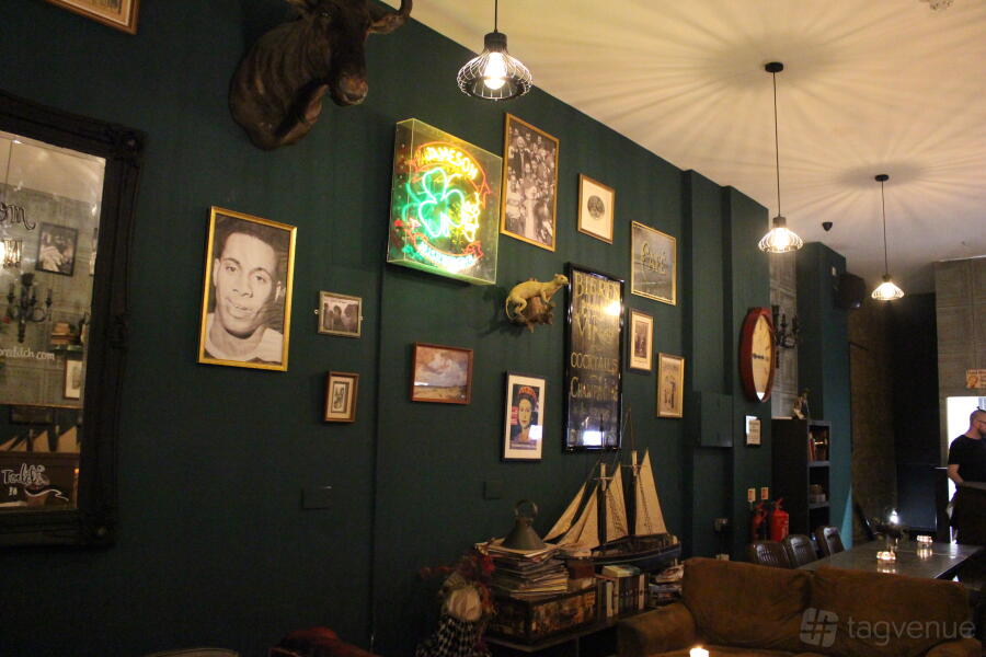 Main Floor Main Floor