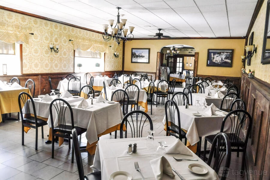 Rini's Restaurant & Wine Bar Rini's Restaurant & Wine Bar