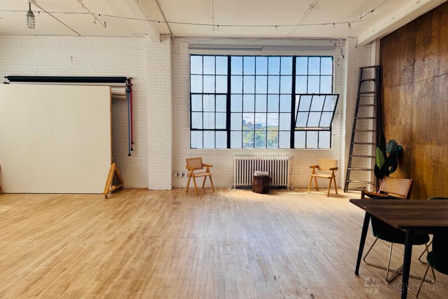 Natural Light Industrial Loft Natural Light Industrial Loft