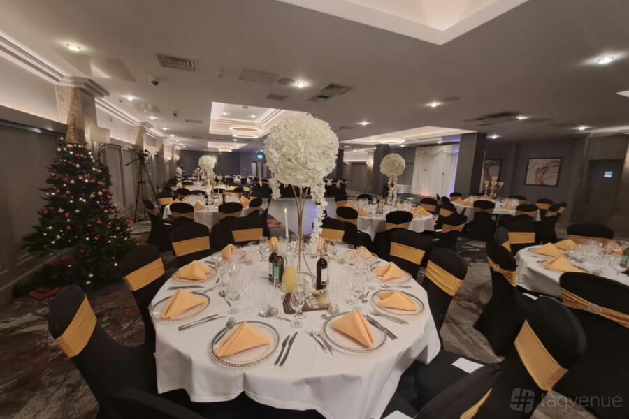 Ivy Suite at The Crown London Hotel