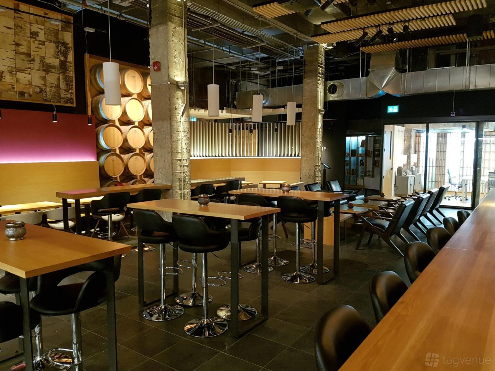 the Wine Academy is the perfect alternative!