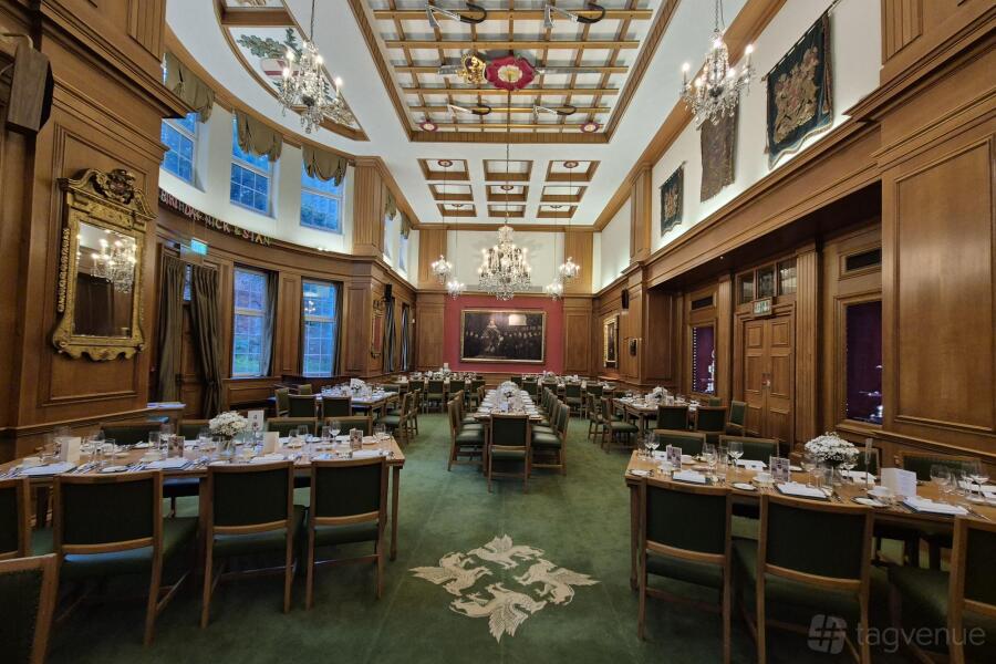Stumpy Surgeons Hall Great Hall - Barber-Surgeons’ Hall - Event Venue Hire - Tagvenue.com