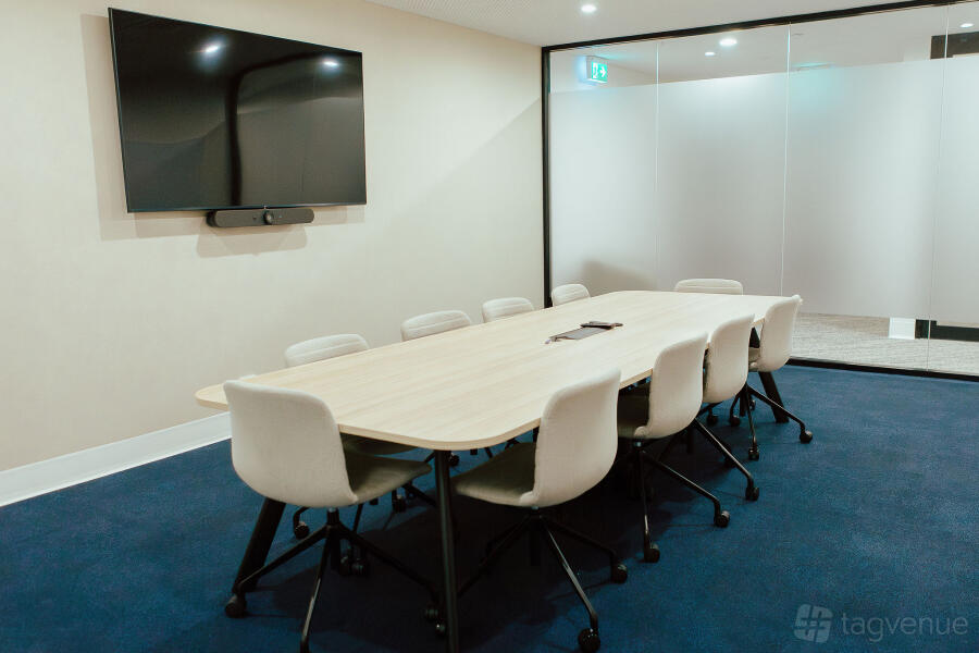 Meeting Room 1.01 at