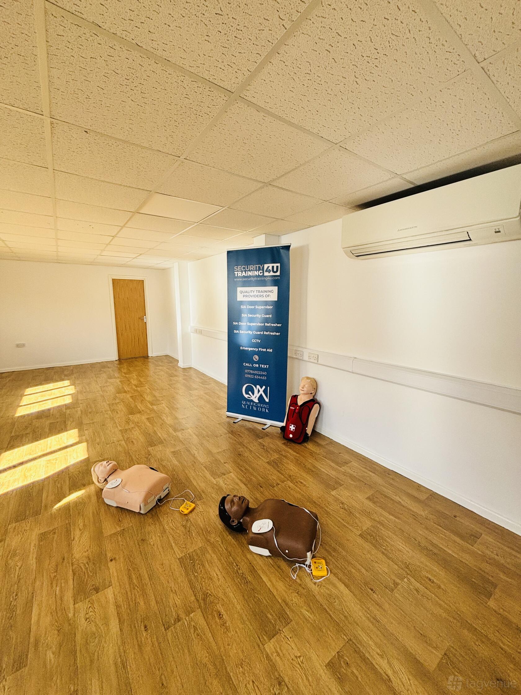 unity dance studio - unity studios bs2 - event venue... Unity Loft Space - Unity Studios BS2 - Event Venue Hire - Tagvenue.com