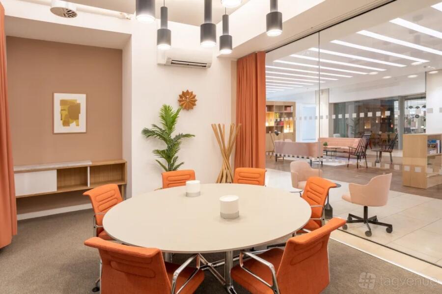 Meeting Room Meeting Room