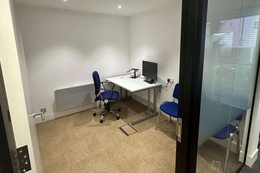 Small Meeting Room Small Meeting Room