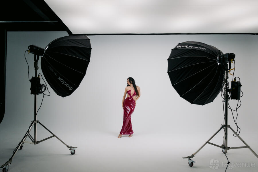 Cyclorama Photo Studio at Metronome  Studios