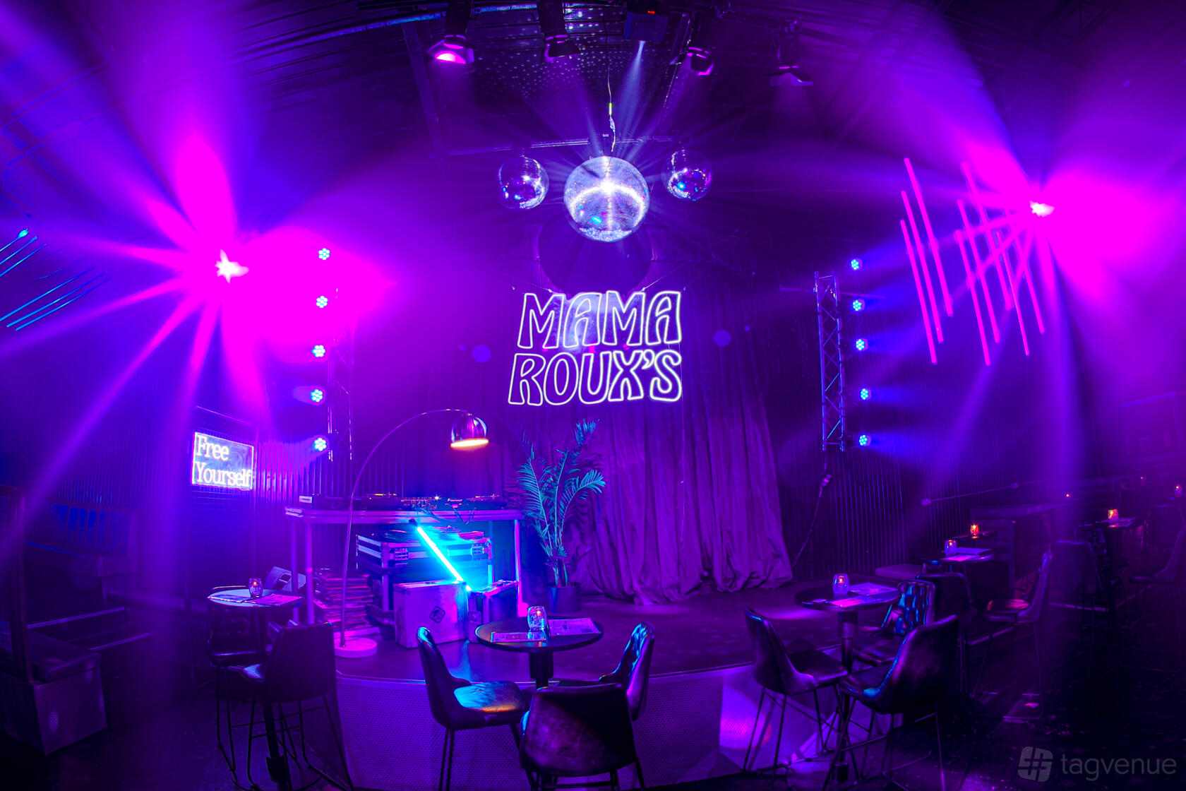 Mama Roux Conference The Lounge - Mama Roux's - Event Venue Hire - Tagvenue.com