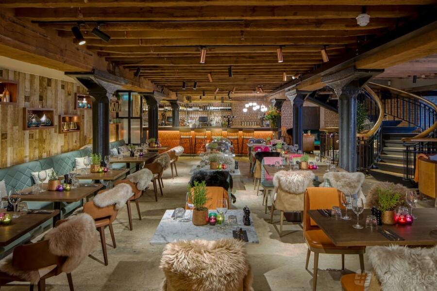 Basement Restaurant & Bar Basement Restaurant & Bar