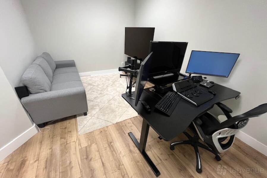 Color Room at Neshama Entertainment