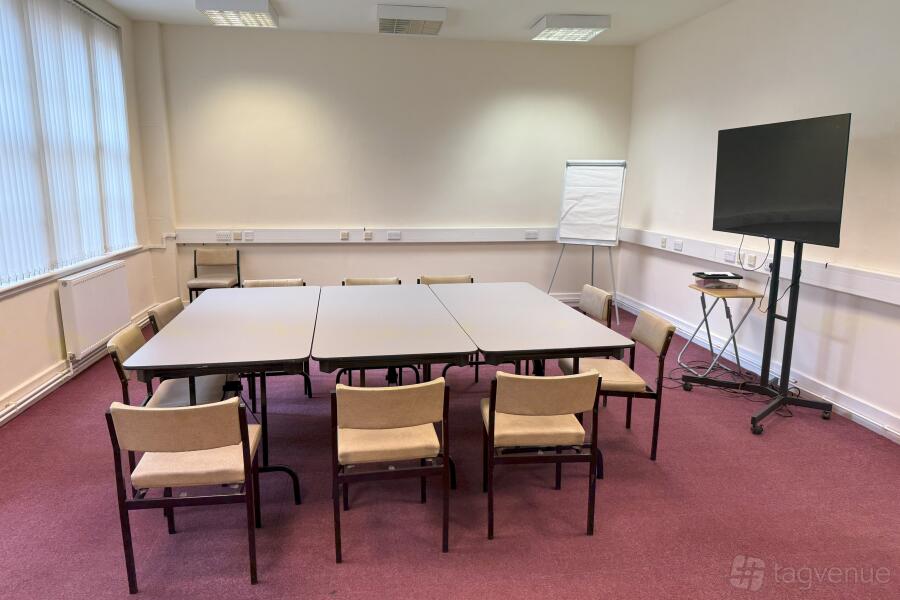 Large Meeting Room Large Meeting Room