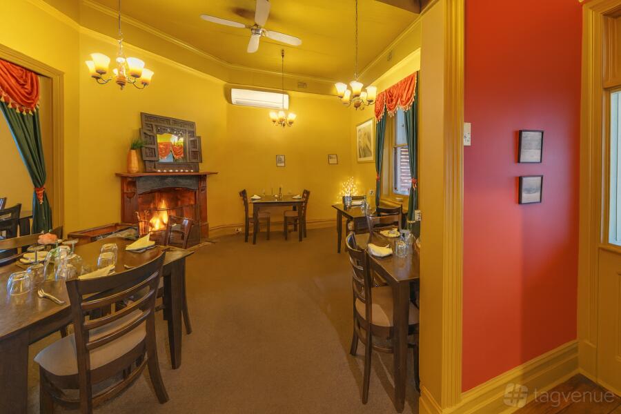 Small Room Small Room