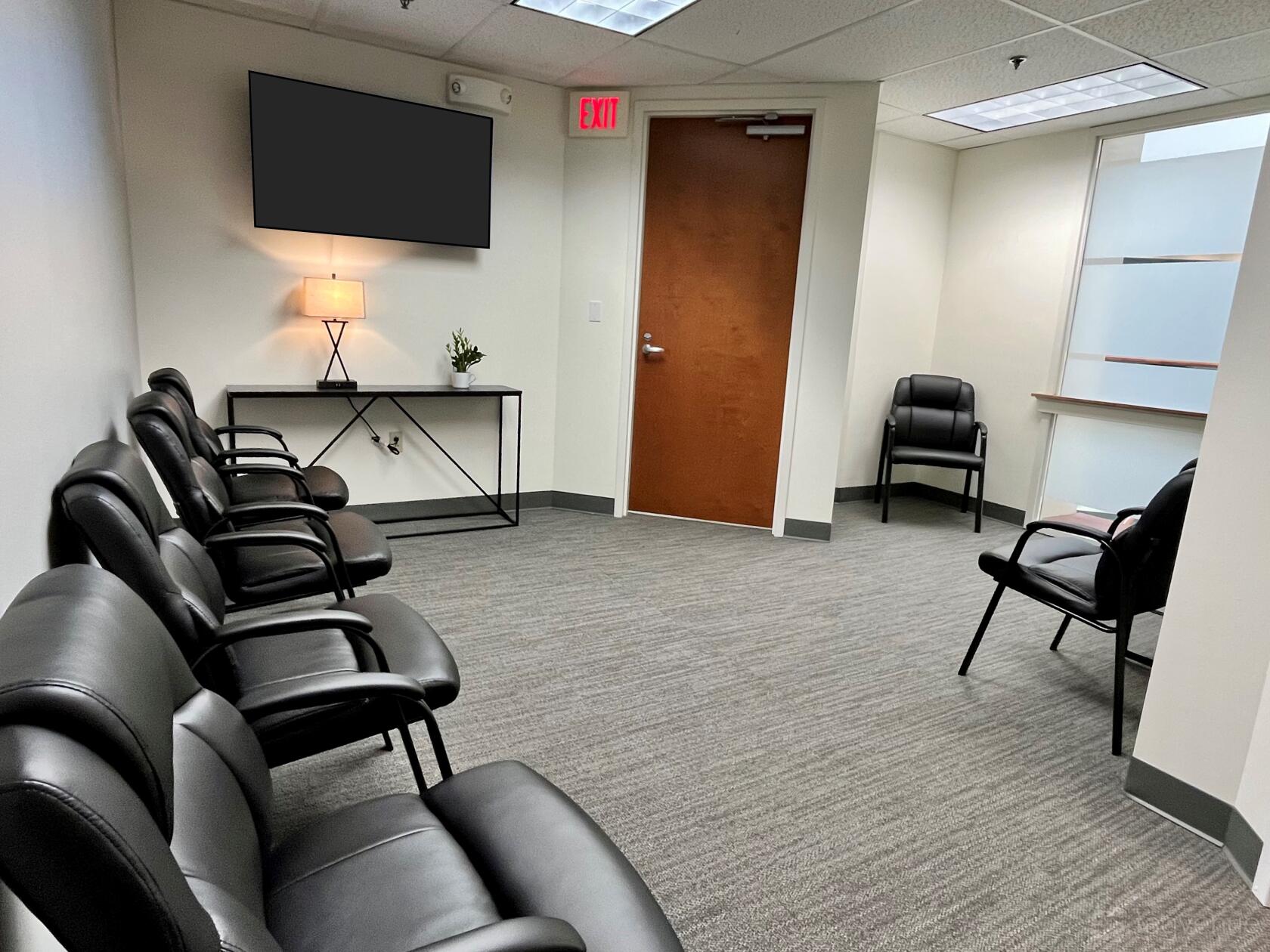 Executive Office Link Venue Rental in Malvern, PA | Photos & Prices