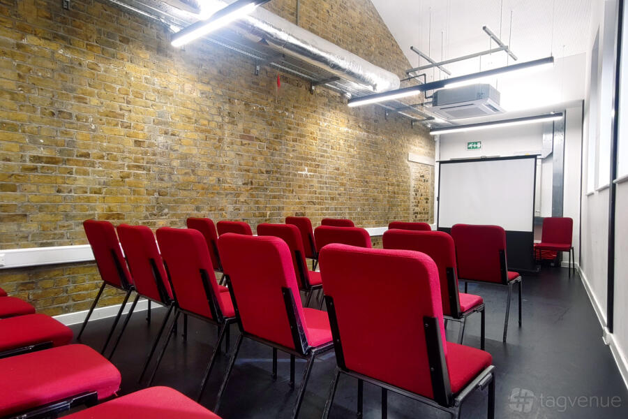 Studio 1 Studio 1