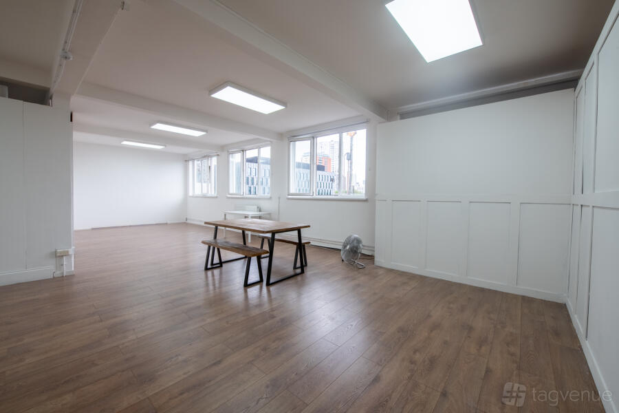 Entire Studio Entire Studio