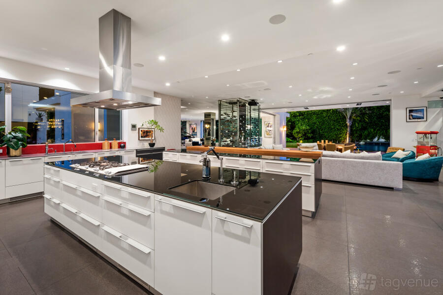 W Rooftop Luxurious Compound w/ Rooftop Lounge Venue Rental in Los Angeles, CA ...