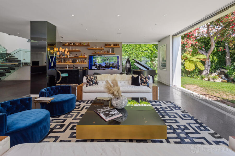 W Rooftop Luxurious Compound w/ Rooftop Lounge Venue Rental in Los Angeles, CA ...