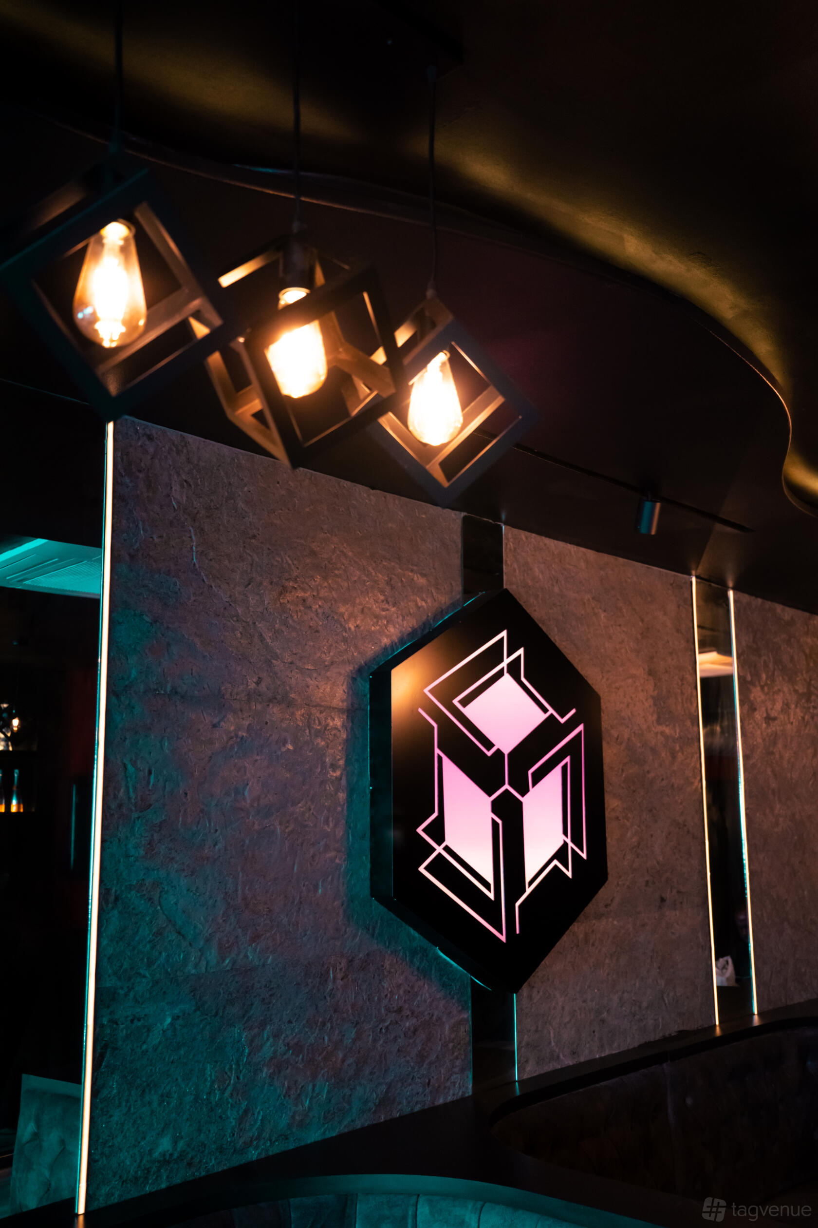 Cube Bar Lounge