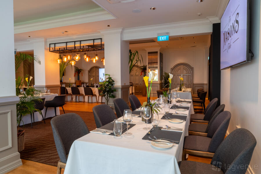 Main Room at The Masons Table