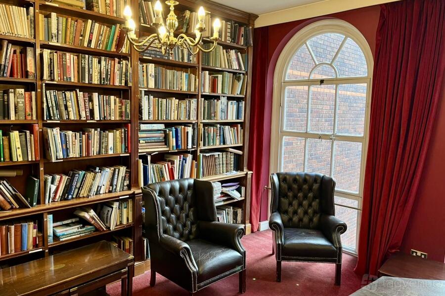 London Library Room Library - London Scottish House - Event Venue Hire - Tagvenue.com