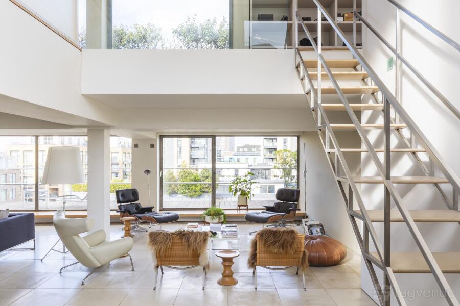 Minimalist Roof Penthouse - Minimalist Penthouse with Roof Terrace ...