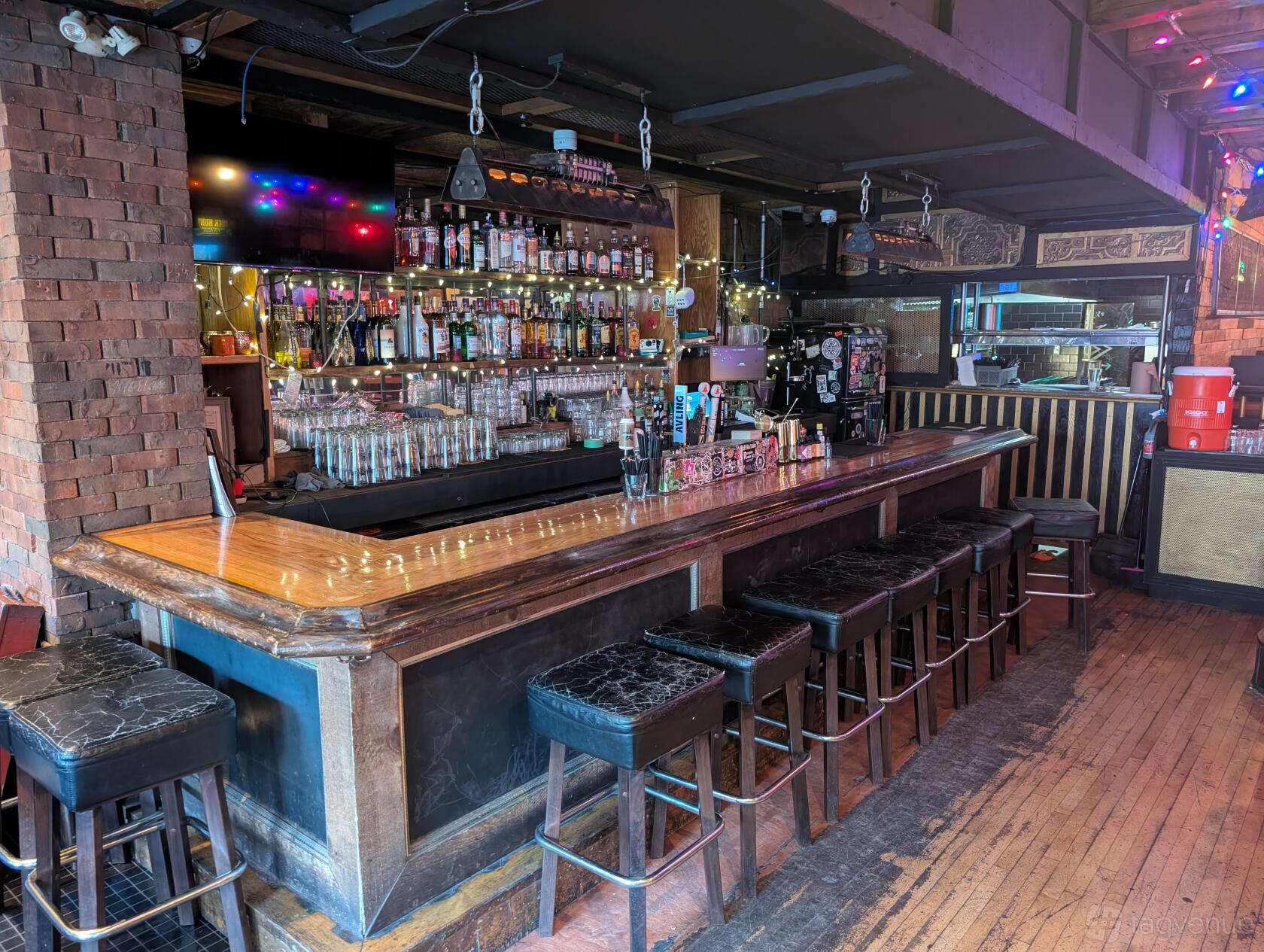 Full Buy Out at One Star Bar at Queen and Portland