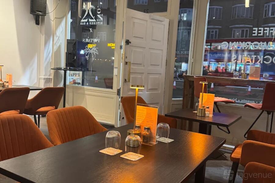 Point 22 No.22 Kitchen & Bar Venue Hire in London | Photos & Prices