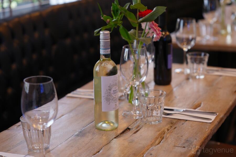 Function Room Table Function Room - The Tommy Tucker - Event Venue Hire - Tagvenue.com