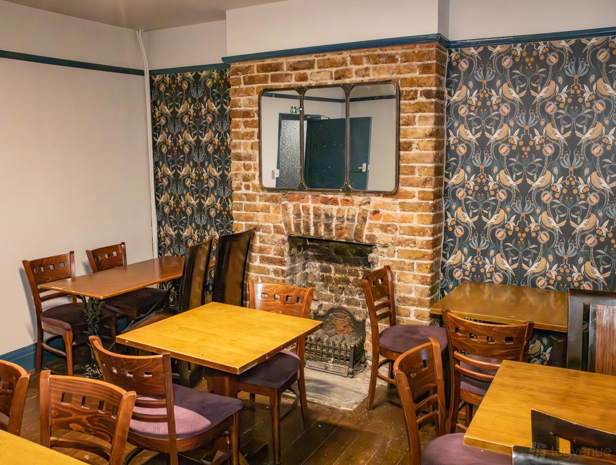 Clonsilla Inn Irish pub function room - Sir Colin Campbell Pub - Event Venue Hire ...