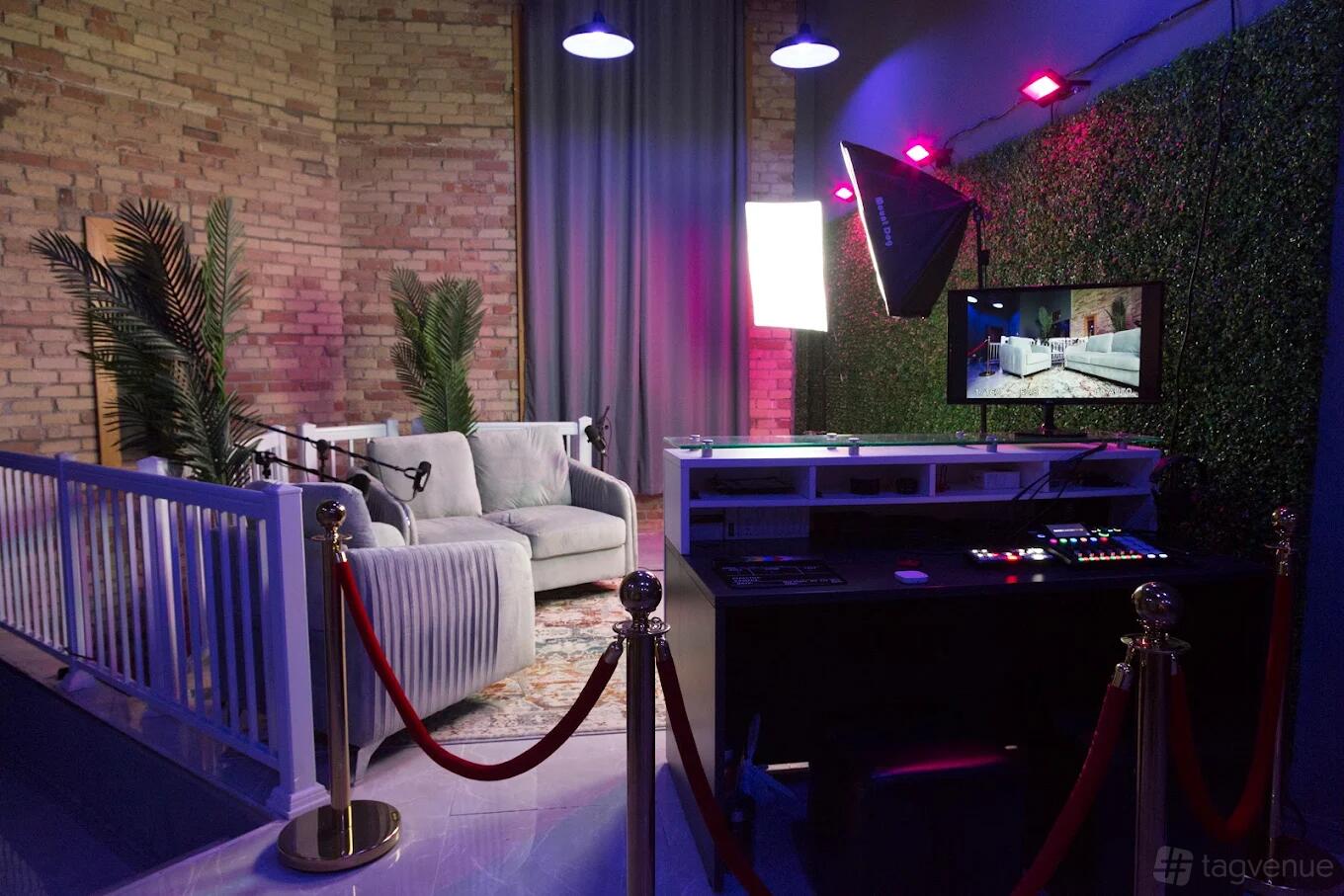 Studio Toronto Studio - Toronto Podcasts - Event Venue Rental - Tagvenue.com