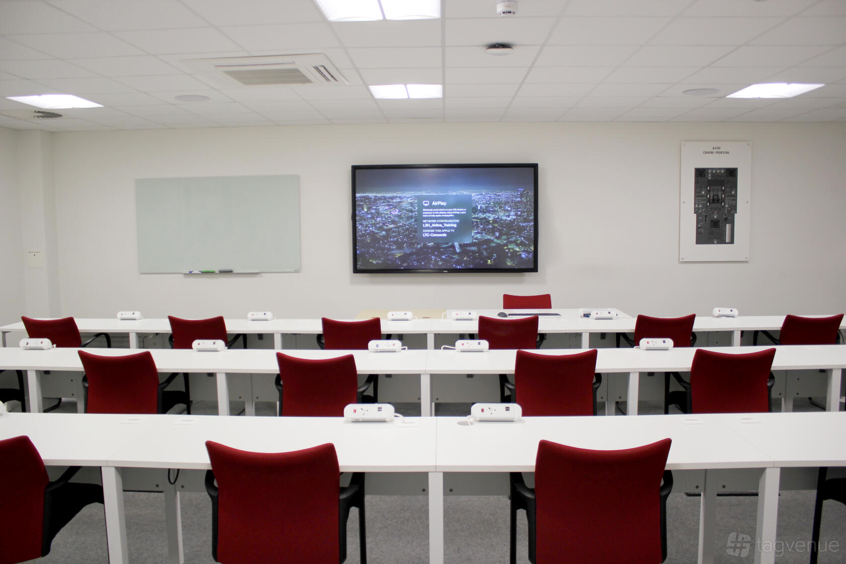 24-Seat Training/Workshop Rm - Acron Aviation London Training Centre ...