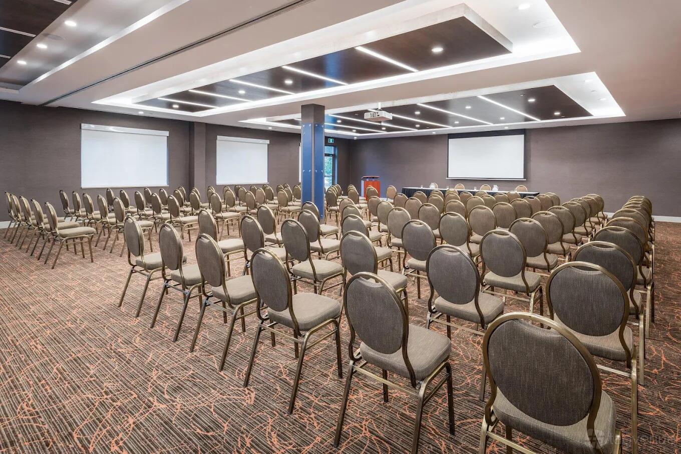 Milton B at Holiday Inn Express & Suites Milton by IHG at Holiday Inn Express & Suites Milton by IHG
