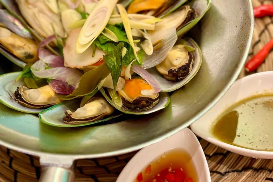 Kin Leaw Chill Menu Kin Leaw Chill - Authentic Thai Food Venue Rental in Singapore | Photos ...