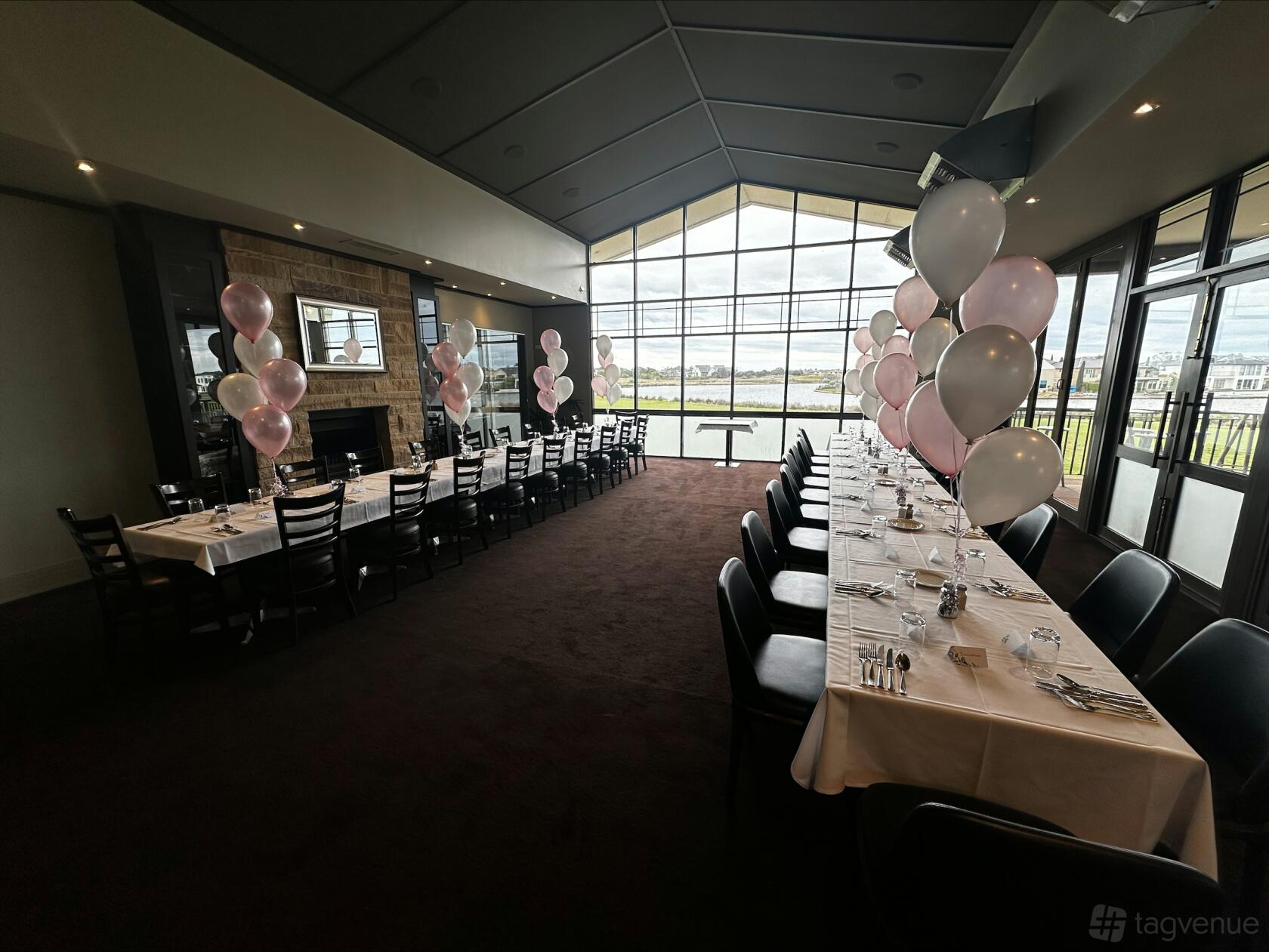 Lake View Function Room Lakeview Bar & Balcony - Sanctuary Lakes Function Centre & Restaurant ...