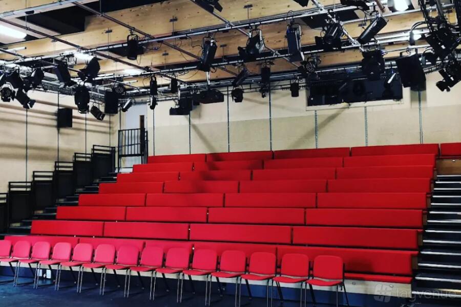 The Studio Theatre - Theatre Porto - Event Venue Hire - Tagvenue.com