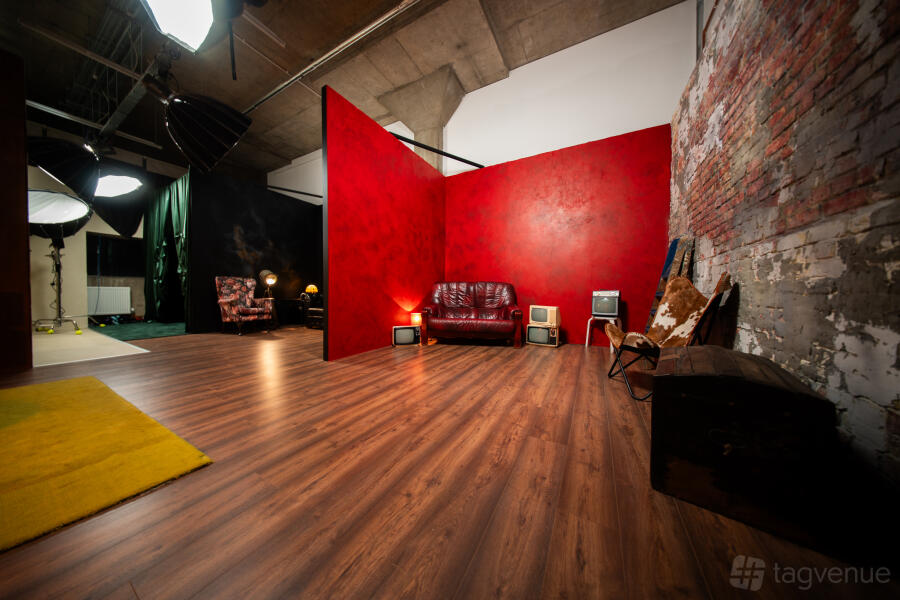 Ubured Studio Multi Set Photo/Video Studio - Studio Three08 - Event Venue Hire ...