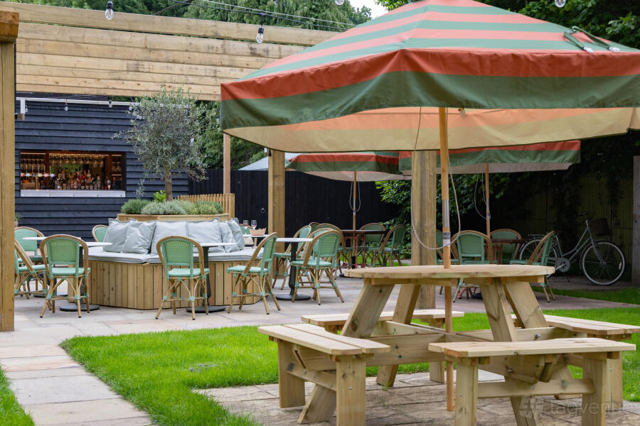 The Deck The Ragged Robin Godalming Event Venue Hire Tagvenue the-deck-the-ragged-robin-godalming-event-venue-hire-tagvenue