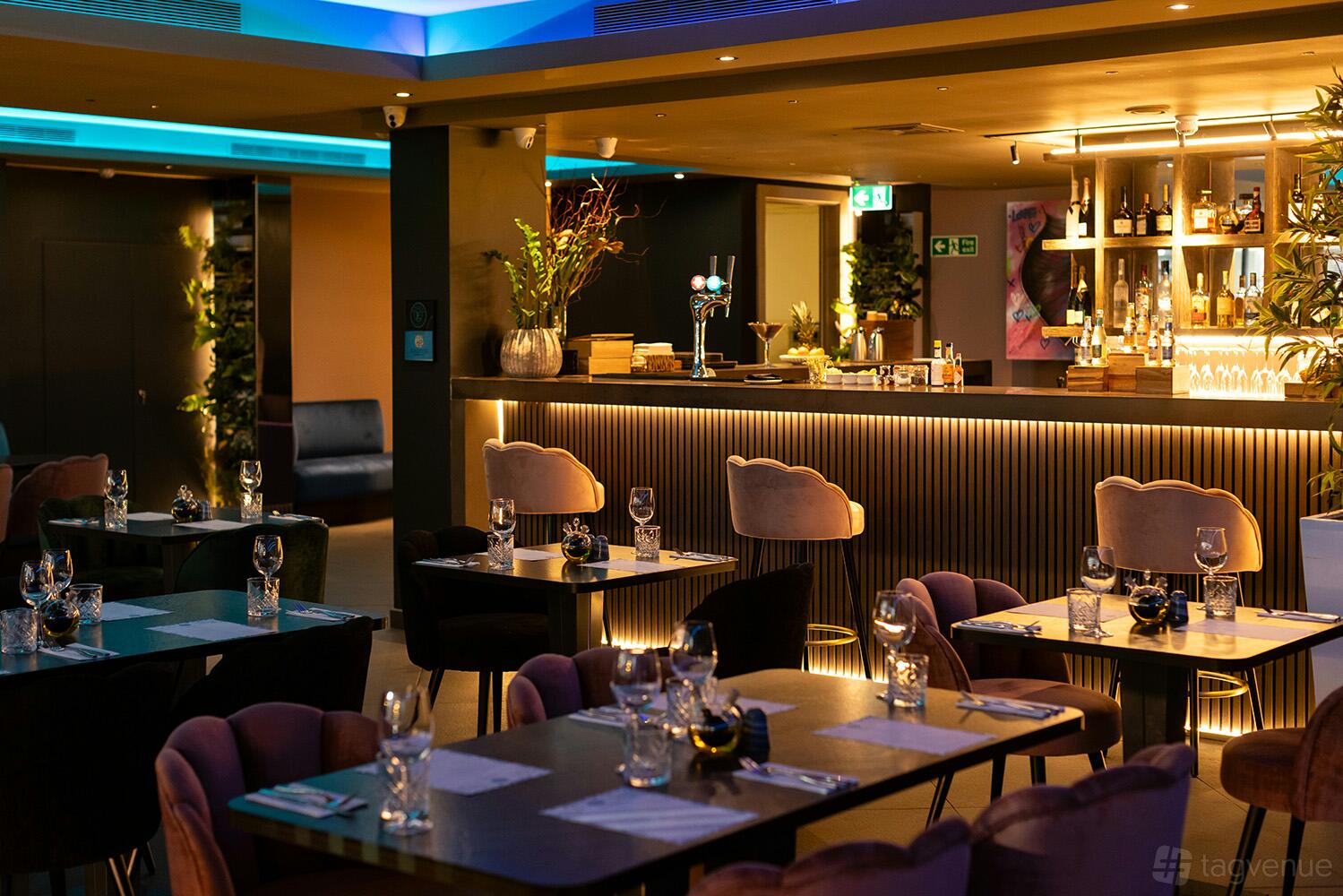 Embassy Lounge Bar